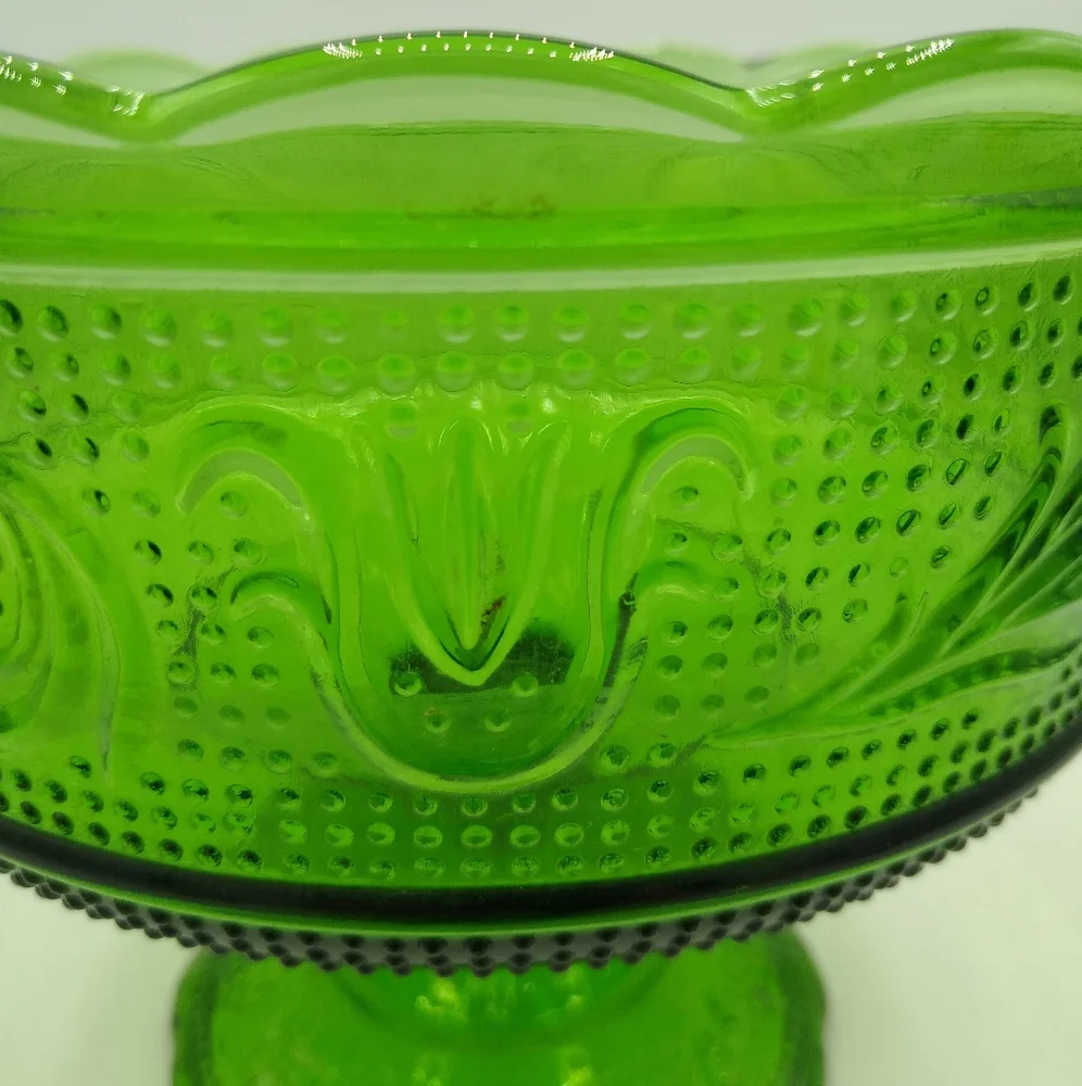 E.O. Brody Emerald Green Pressed Glass Scalloped Pedestal Bowl Vintage Compote - Picture 11 of 15